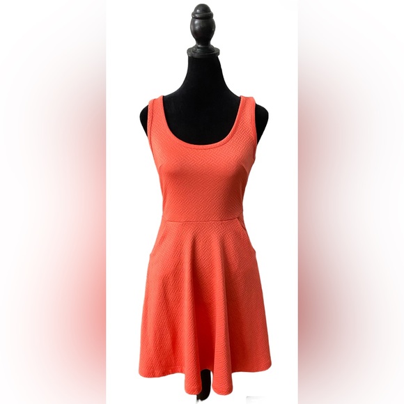 Kardashion Kollection: Orange Peach Dress with Pockets - Picture 1 of 16